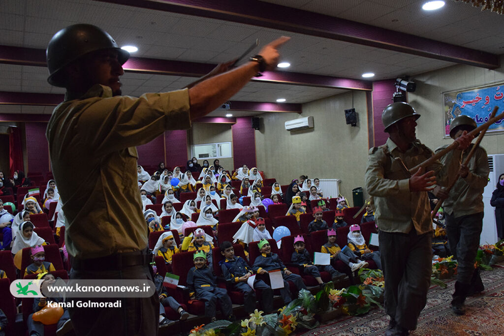 اجرای برنامه های شاد در مراکز کانون لرستان