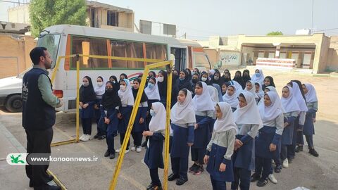 سفر کتابخانه های سیار کانون خوزستان به روستای شاور