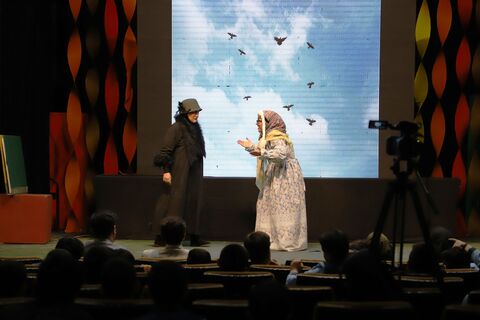 چند نما از نخستین روز برگزاری مرحله استانی بیست و چهارمین جشنواره بین المللی قصه‌گویی در کانون استان قزوین