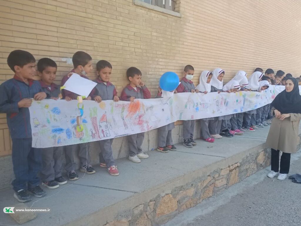 سومین روز هفته ملی کودک در مراکز کانون استان همدان