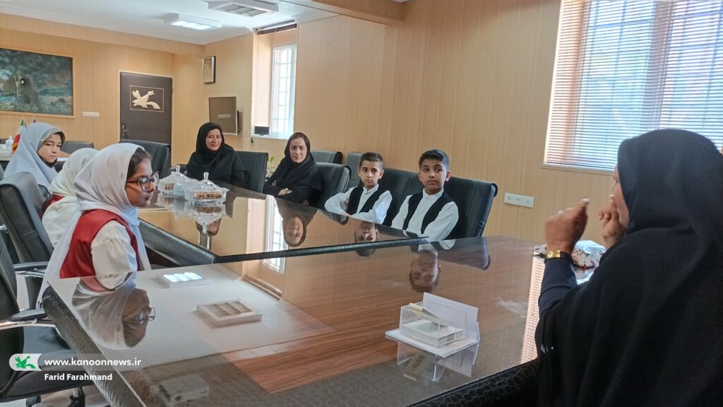 نشست صمیمی مدیرکل کانون سیستان و بلوچستان با نمایندگان اعضای مراکز فرهنگی‌هنری