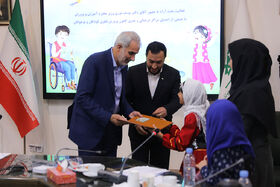 حضور وزیر آموزش و پرورش در فعالیت بحث آزاد اعضای مراکز کانون تهران