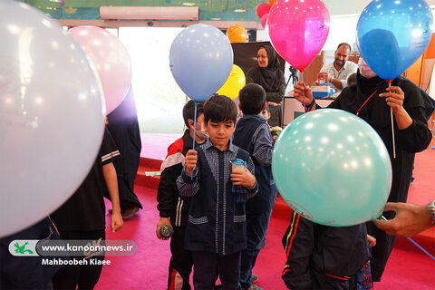 نمایشگاه هفته ملی و روز جهانی کودک در کانون (۶)