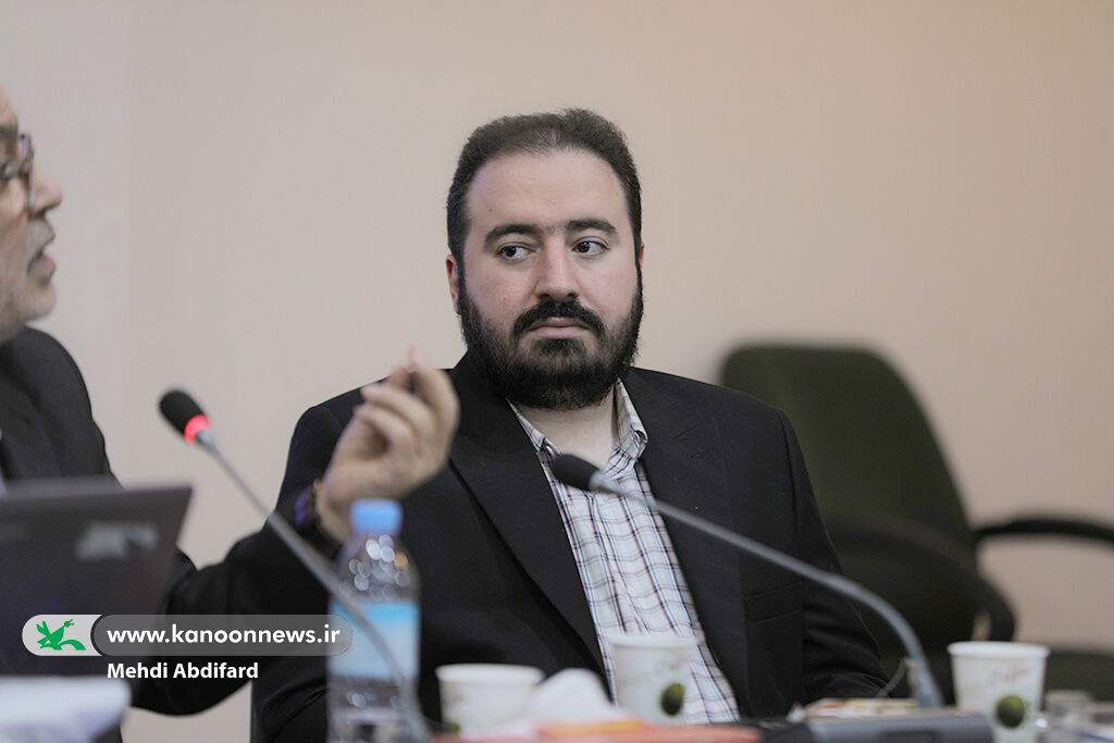 کانون باید متولی اصلی کودکان و نوجوانان باشد