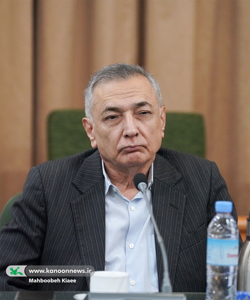 آیین رونمایی از مجموعه رمان «پیامبر مهربانیها» برگزار شد