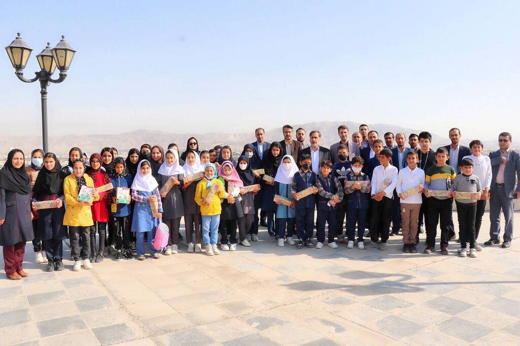 برنامههای هفته ملی کودک در مراکز استانها