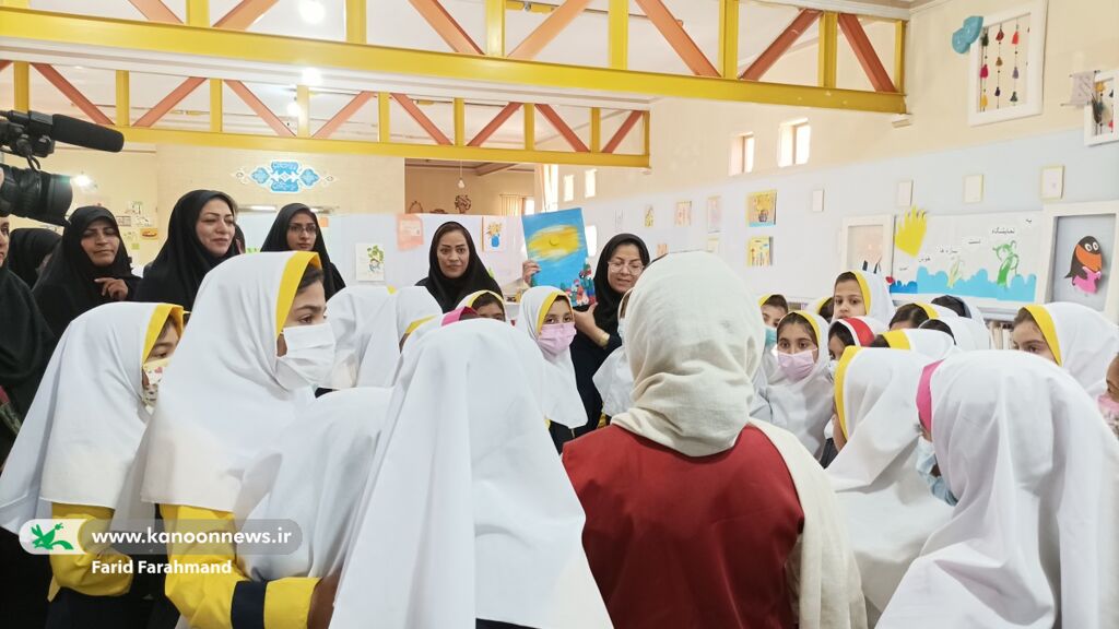 برپایی نمایشگاه دستسازههای اعضا در مرکز فرهنگیهنری مجتمع زاهدان