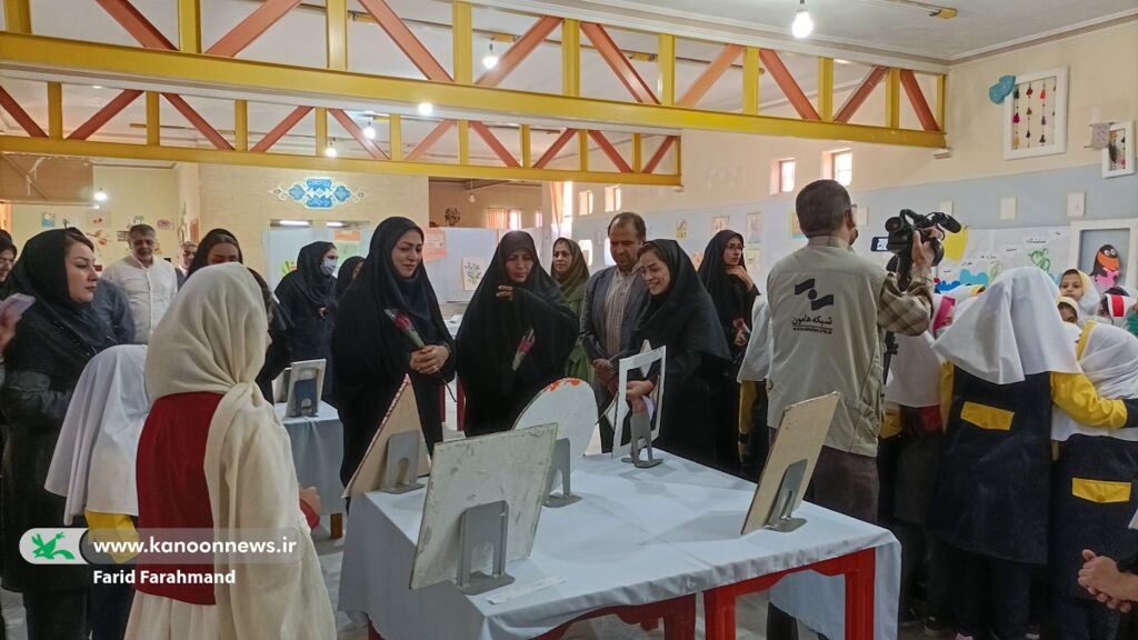 برپایی نمایشگاه دستسازههای اعضا در مرکز فرهنگیهنری مجتمع زاهدان