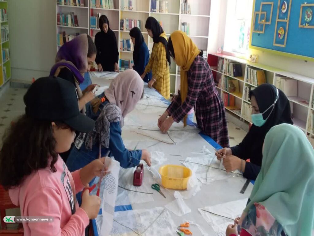 ششمین روز فعالیت های فرهنگی هنری در هفته ملی کودک کانون پرورش فکری استان همدان