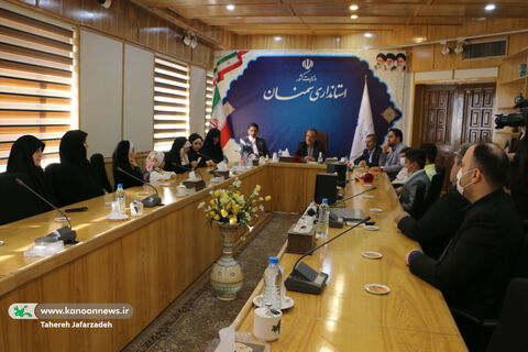 دیدار مدیرکل و اعضای کانون سمنان با مقامات استانی