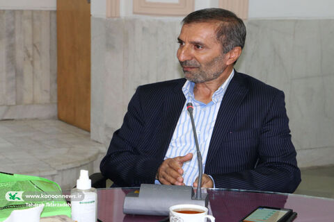 دیدار مدیرکل و اعضای کانون سمنان با مقامات استانی