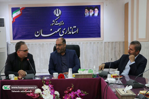 دیدار مدیرکل و اعضای کانون سمنان با مقامات استانی