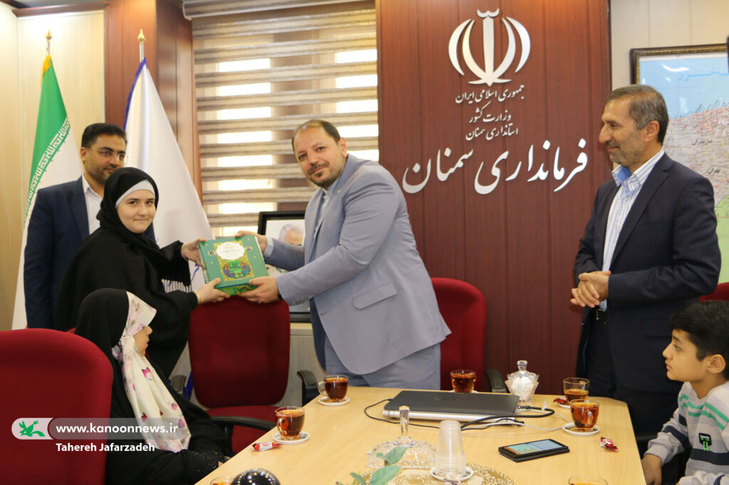 دیدار مدیرکل و اعضای کانون سمنان با مقامات استانی