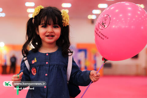 نمایشگاه هفته ملی کودک (12).jpg