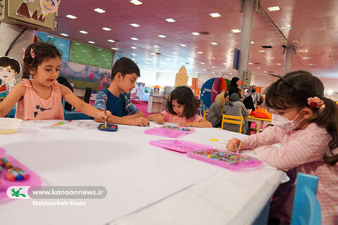 نمایشگاه هفته ملی و روز جهانی کودک در کانون (۱۰)