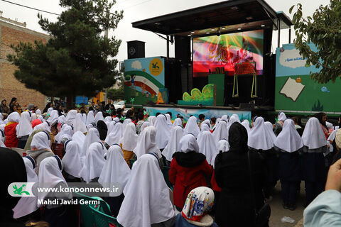 سومین اجرای تماشاخانه سیار کانون در شهر انگوت