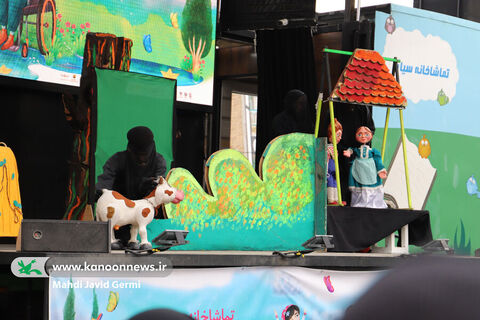 سومین اجرای تماشاخانه سیار کانون در شهر انگوت