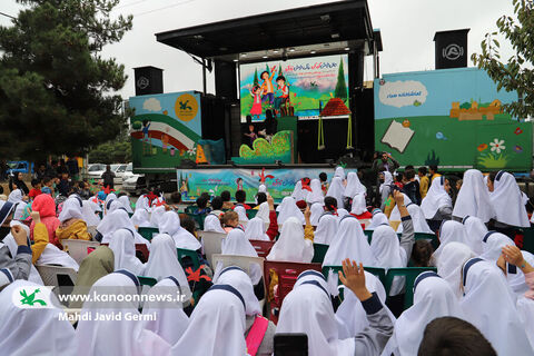 سومین اجرای تماشاخانه سیار کانون در شهر انگوت