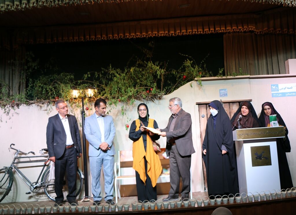 مرحله استانی جشنواره قصه‌گویی در فارس  برگزیدگان خود را شناخت