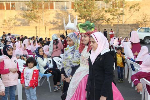 گزارش تصویری تماشاخانه سیار کانون از اجرای «جک و لوبیای سحرآمیز» در چالدران و شوط