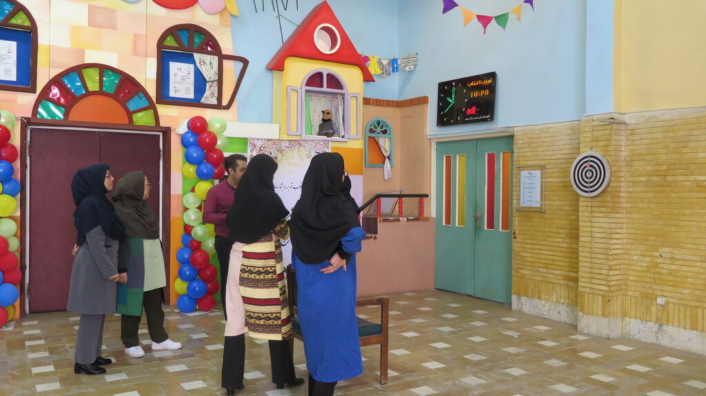 مسابقه پرتاب دارت برای بانوان شاغل در کانون استان قزوین