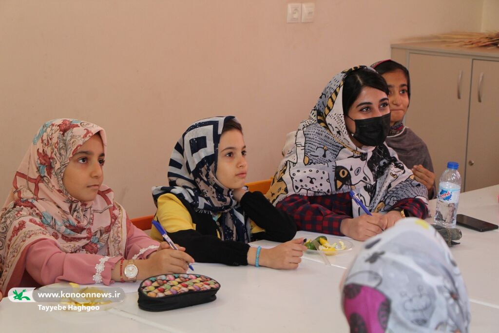 نشست ادبی با موضوع جذاب "ادبیات اقلیمی" برگزار شد