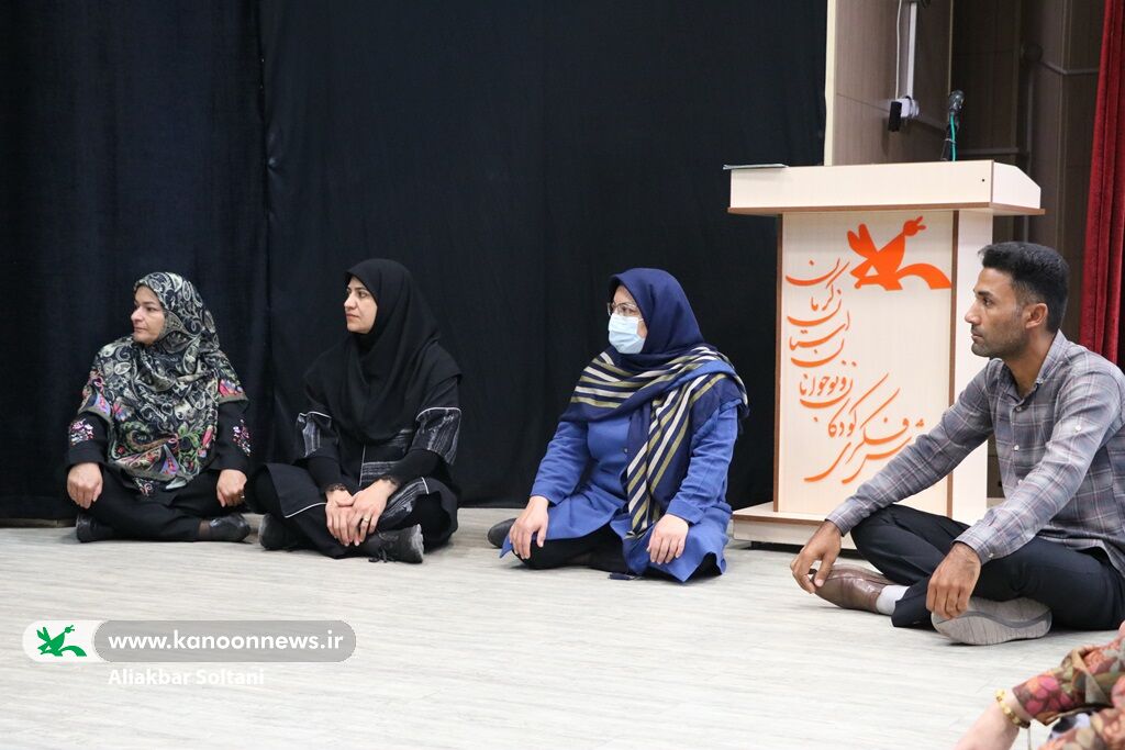 رکن اصلی نمایش حرکت است