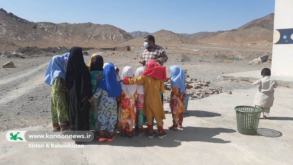 واحد سیار کانون مهمان کودکان سیستان و بلوچستانی در آستانهی روز دانشآموز