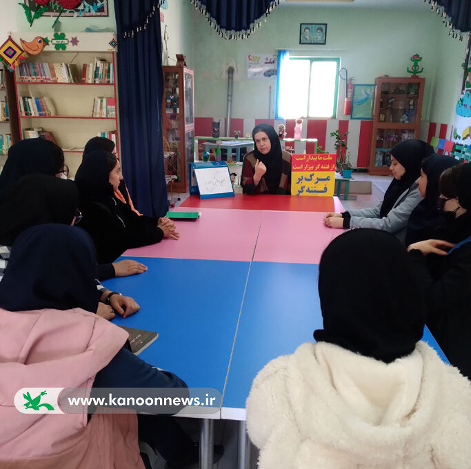 مراسم یادبود شهدای دانشآموز حادثه تروریستی حرم شاهچراغ (ع) در کانون خلخال