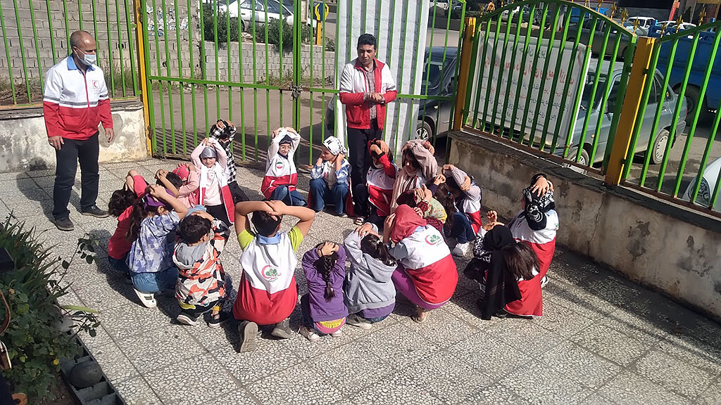 آشنایی اعضای مراکز فرهنگی هنری کانون مازندران با پدافند غیر عامل