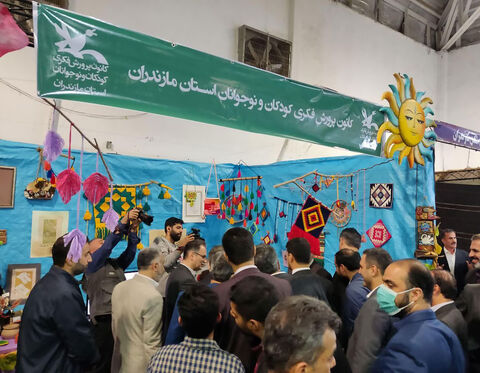 برپایی نمایشگاه توانمندی‌های کانون پرورش فکری مازندران در هفته مازندران