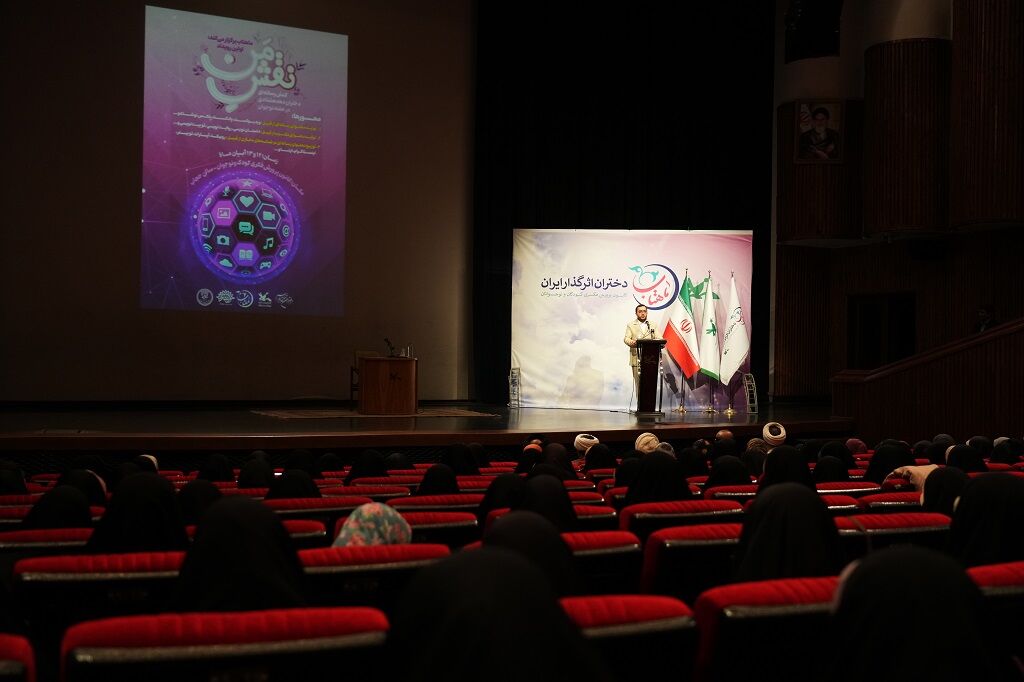 مدیرعامل کانون: دختران ماهتاب را به شبکهای اثرگذار تبدیل کنید