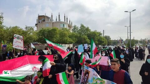 حضور اعضا و مربیان کانون استان بوشهر در راهپیمایی 13 آبان