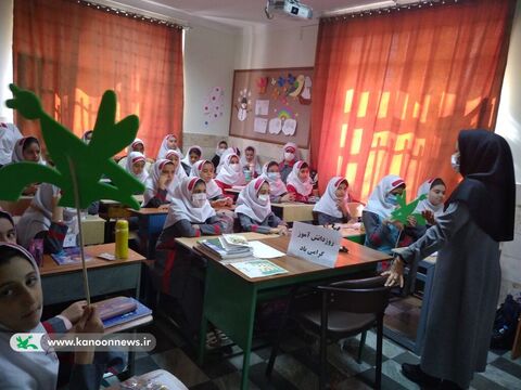 13 آبان و روز دانش آموز در مراکز کانون پرورش فکری استان زنجان به روایت تصویر (مرکز شماره سه)