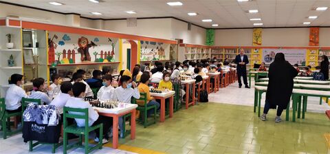 مسابقات شطرنج به مناسبت روز دانش آموز