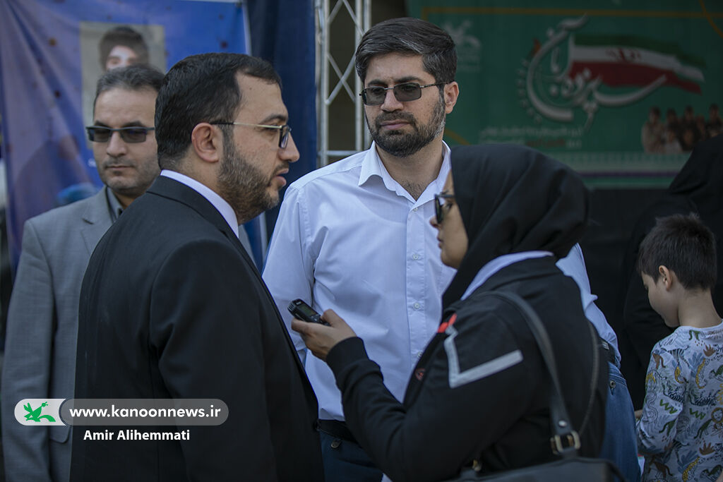 حضور کانون پرورش فکری در مراسم روز ۱۳ آبان