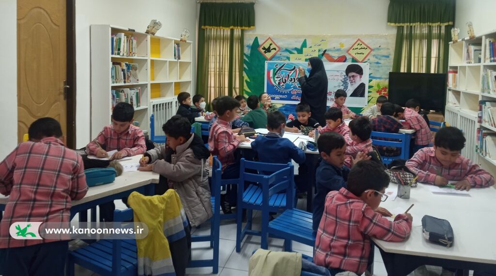 مراسم ۱۳ آبان در مرکز ماهنشان کانون زنجان