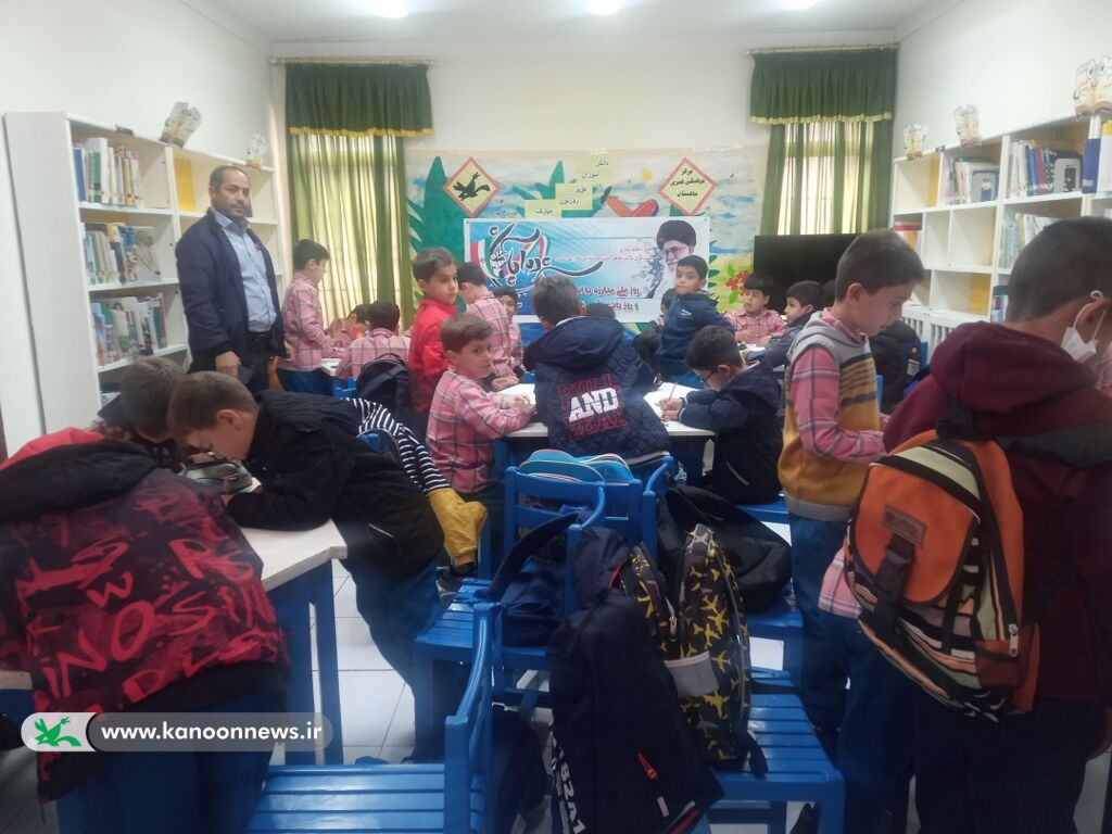 مراسم ۱۳ آبان در مرکز ماهنشان کانون زنجان