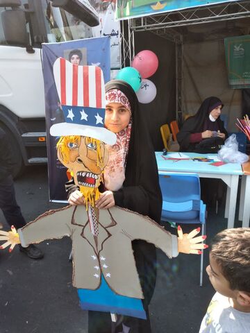 حضور مدیرکل کانون استان تهران در مراسم روز دانش آموز