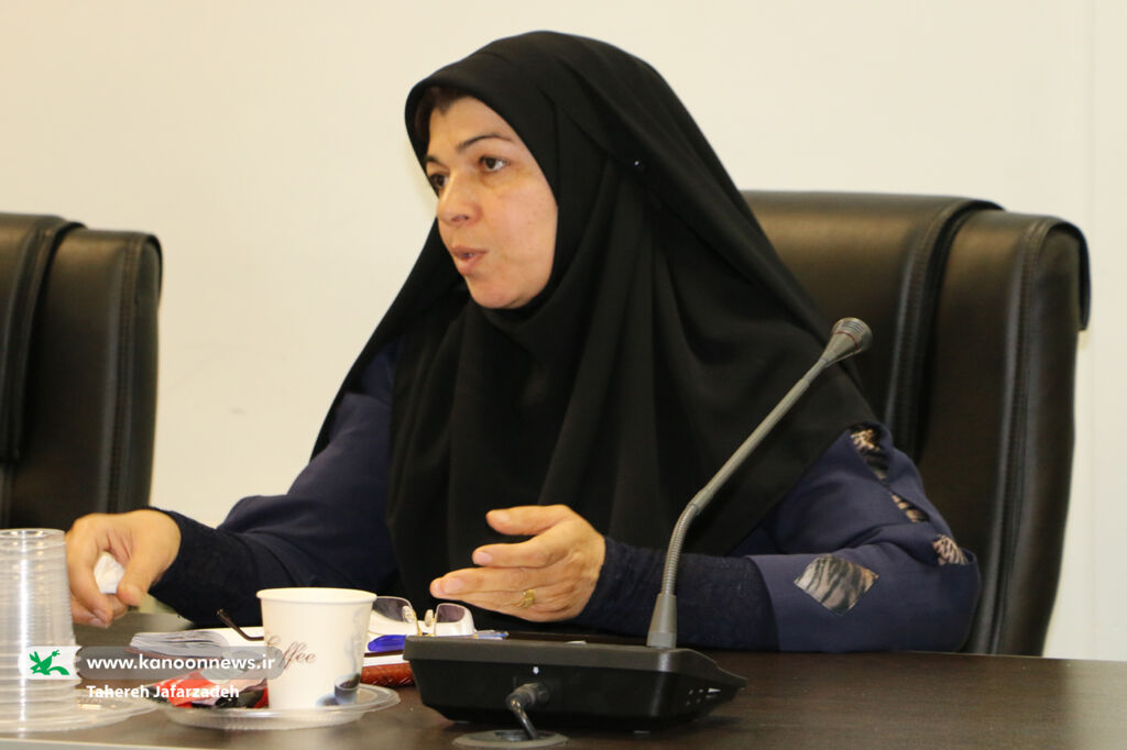 بررسی وضعیت مراکز فرهنگیهنری در شورای فرهنگی کانون سمنان