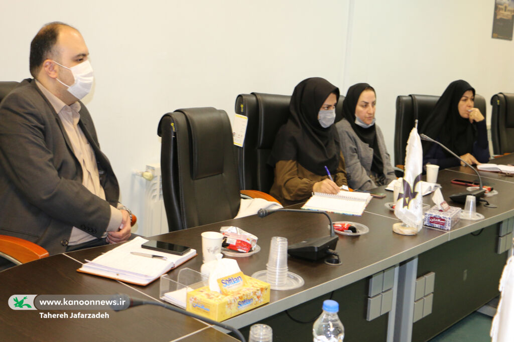 بررسی وضعیت مراکز فرهنگیهنری در شورای فرهنگی کانون سمنان