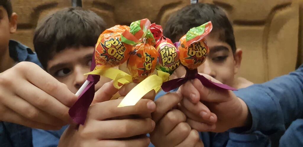 ابنبات جشن آبنباتهای چوبی در مرکز شماره ۴ کرمانشاه