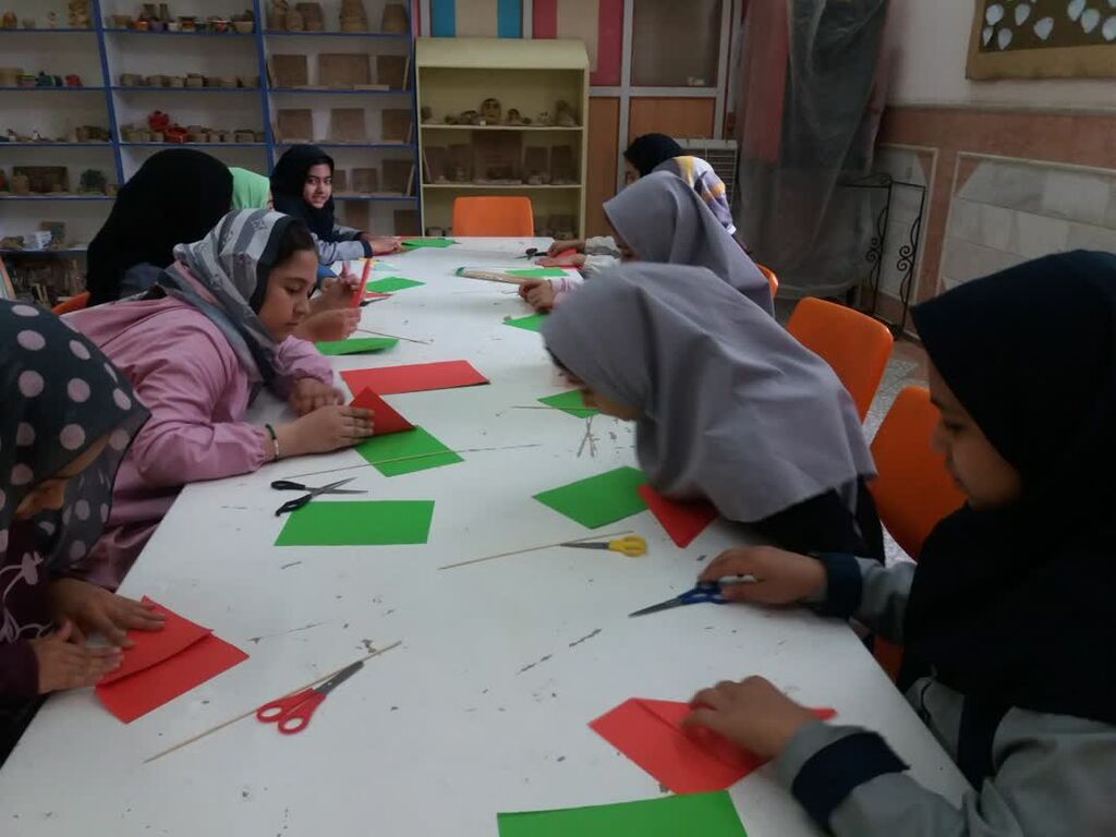 ویژهبرنامه " دانش آموز انقلابی" برگزار شد