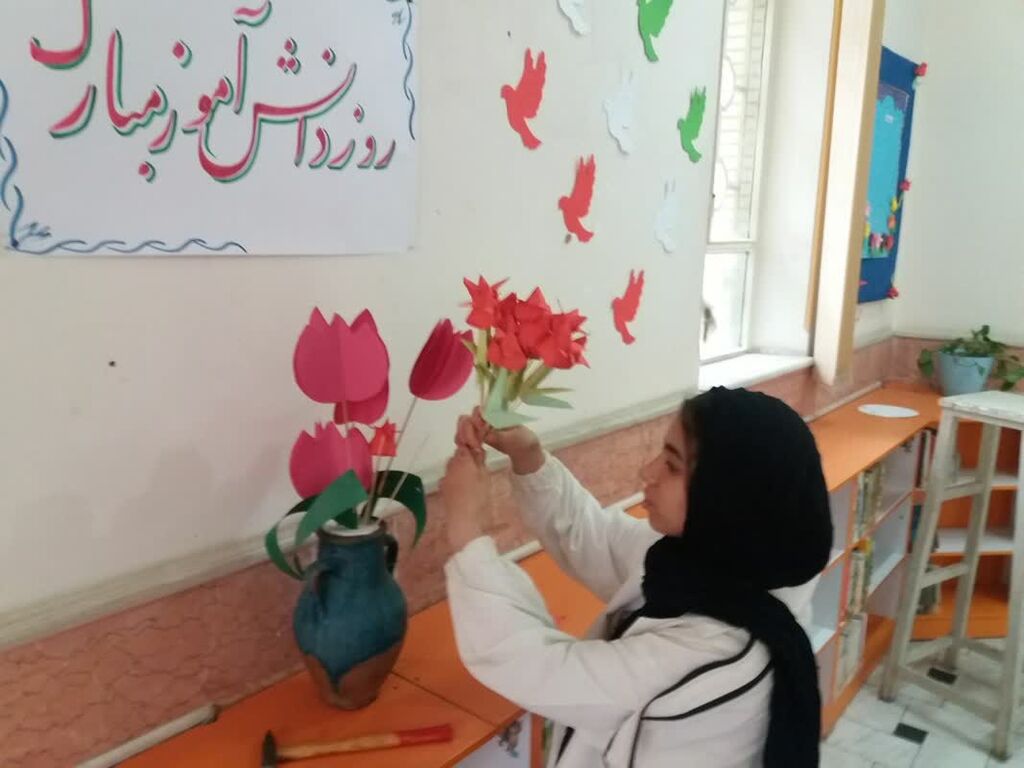 ویژهبرنامه " دانش آموز انقلابی" برگزار شد