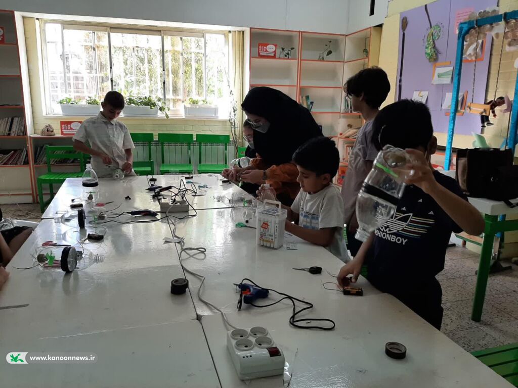 ویژه برنامه های روز دانش آموز در مراکز فرهنگی هنری استان