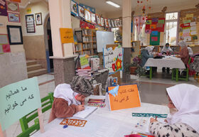 استقبال از هفته‌ی کتاب در مرکز فرهنگی و هنری کانون نمین