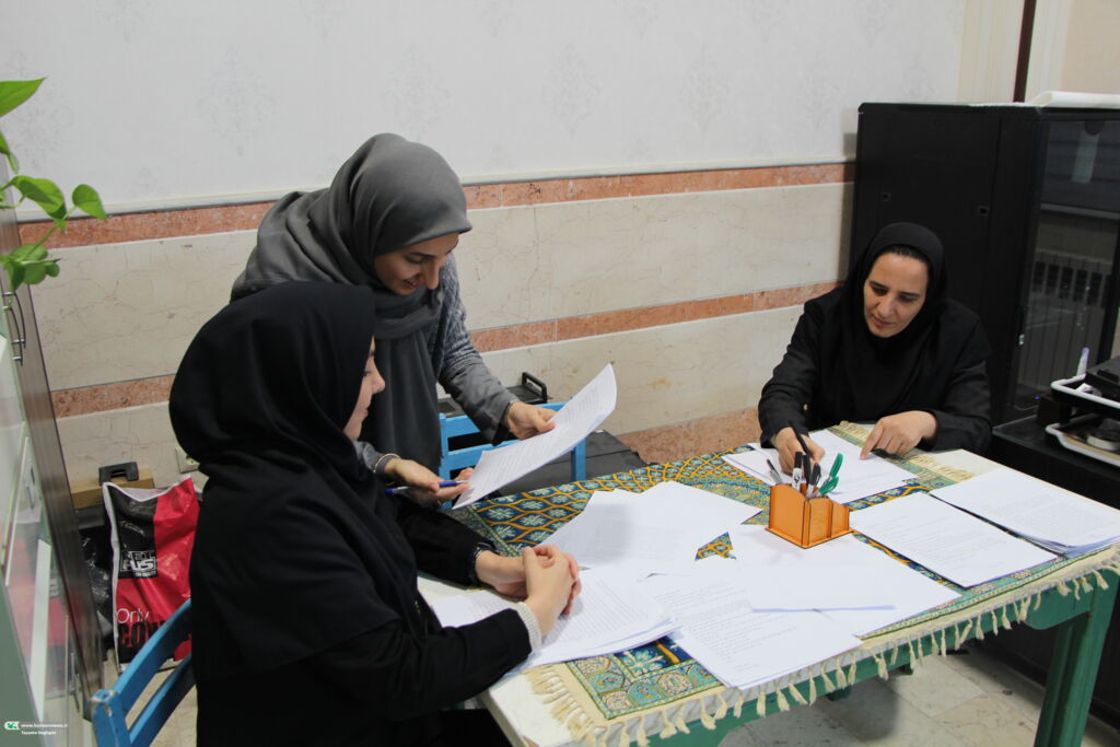 مرحله داوری آثار جشنواره داستان آفرینش استان قم