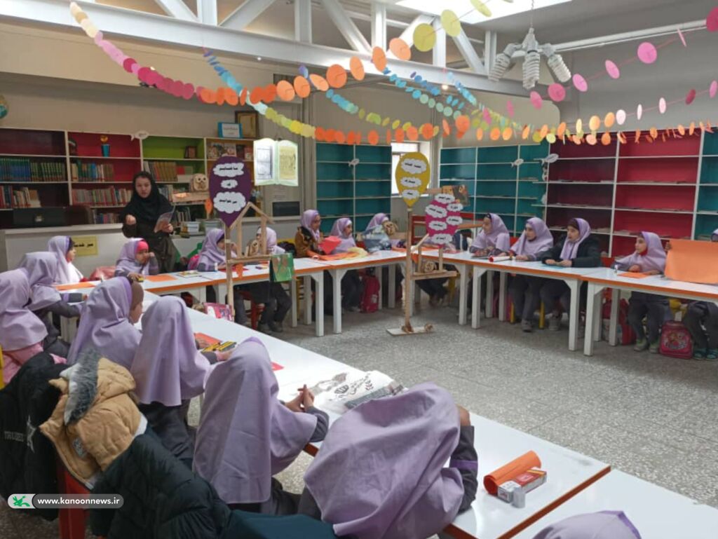 دومین روز از سی امین هفته کتاب در مراکز فرهنگی هنری کانون پرورش فکری کودکان و نوجوانان استان همدان