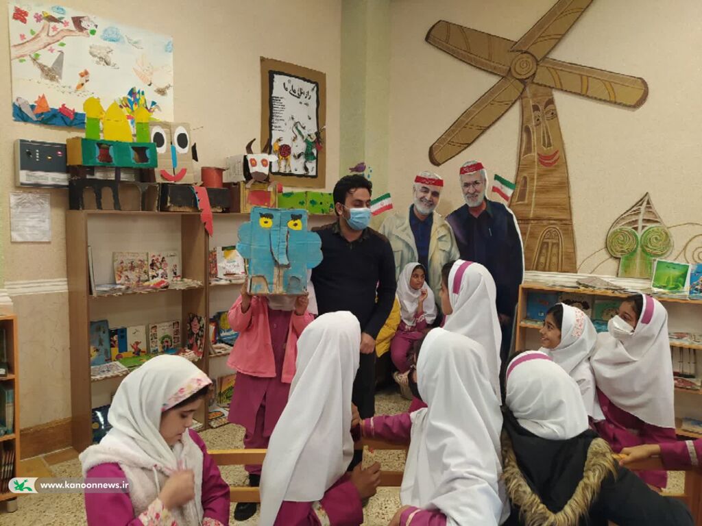 نمایشگاه کتابهای پرخواننده در مرکز فرهنگیهنری گالیکش