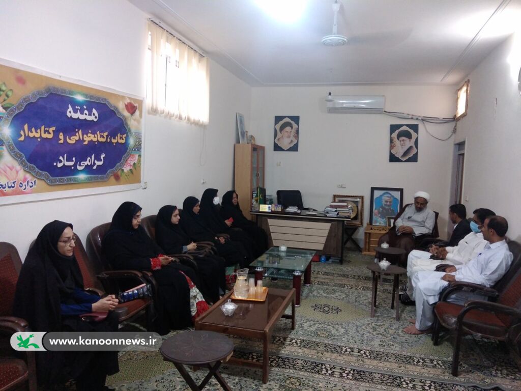 گزارش فعالیتهای هفتهی کتاب و کتابخوانی در کانون سیستان و بلوچستان(بخش دوم)